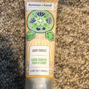 Human+kind Body Soufflé